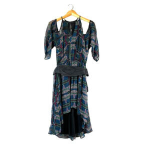 NWT 100% Silk Amadi Cold Shoulder Dress M